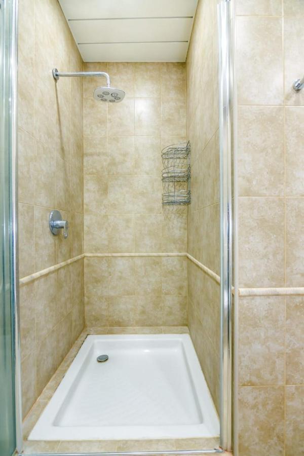 Vip Apartment Number One Baku Bagian luar foto